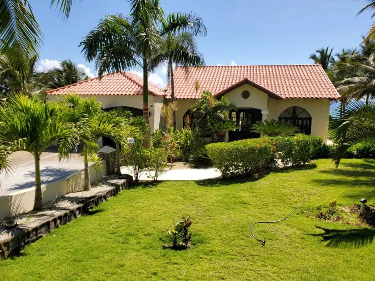 Villa fronte mare a Cabrera, foto 2