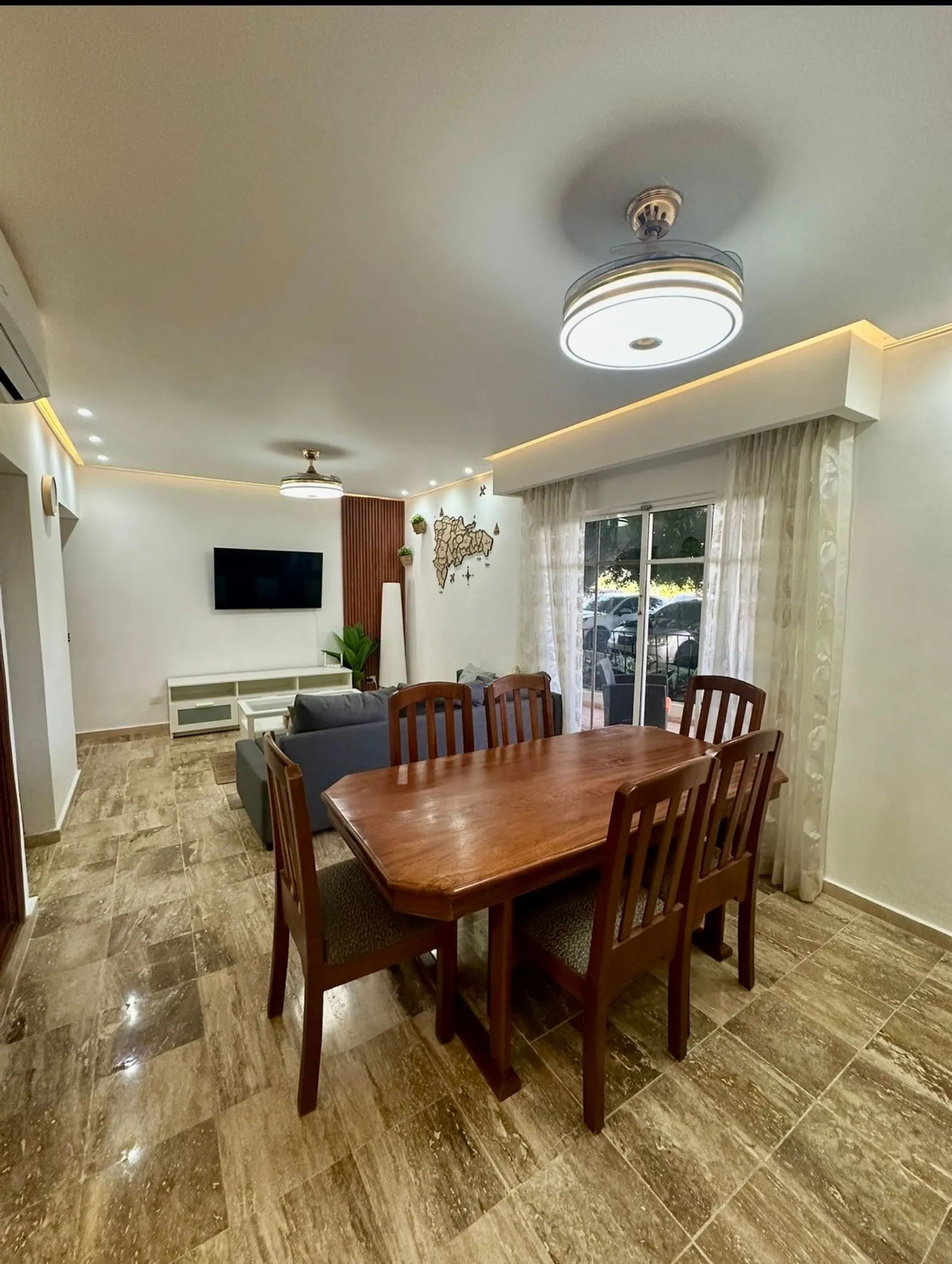 One-bedroom furnished apartment in Carey, photo 4