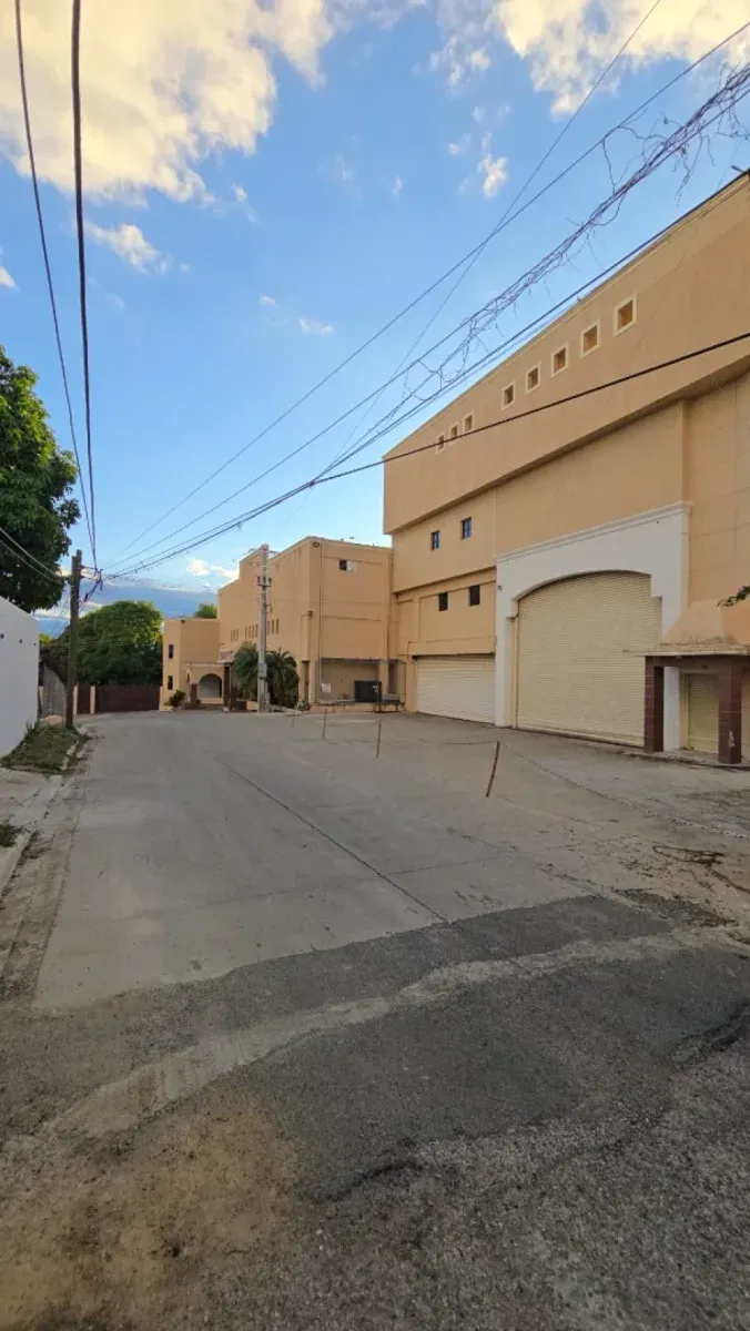 Industrial warehouse in Cerro Alto, Santiago, main photo
