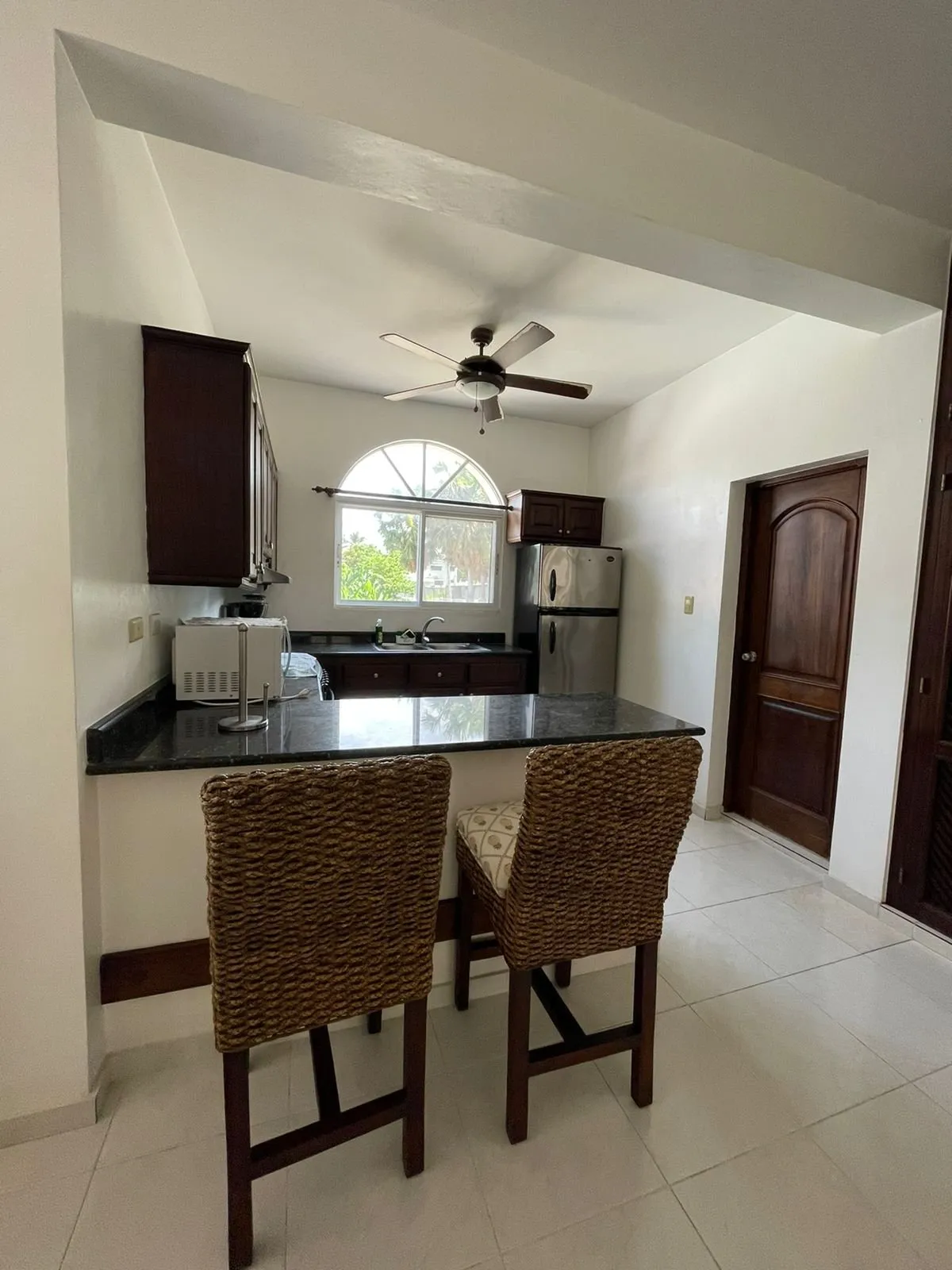 Apartment – 1 Step to the Beach, photo 5