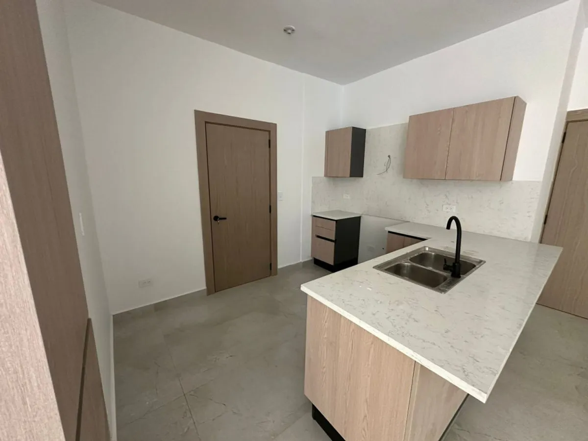 Apartamento de 1 habitación en Evaristo Morales, foto 5