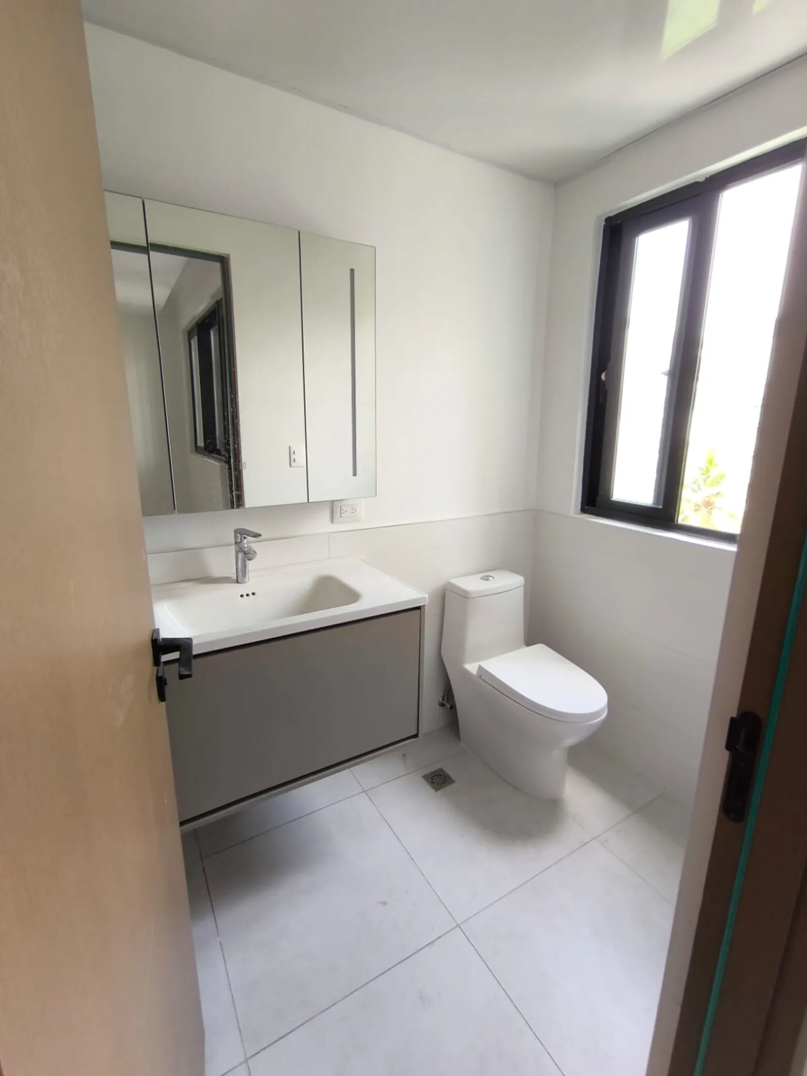 NEW APARTMENT IN EVARISTO MORALES, photo 9