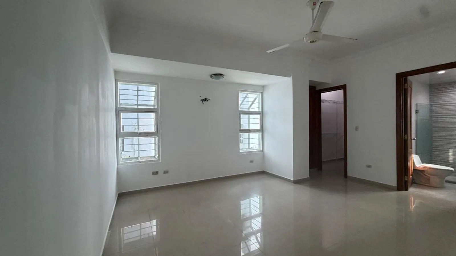 Apartamento Venta Evaristo Morales, foto principal
