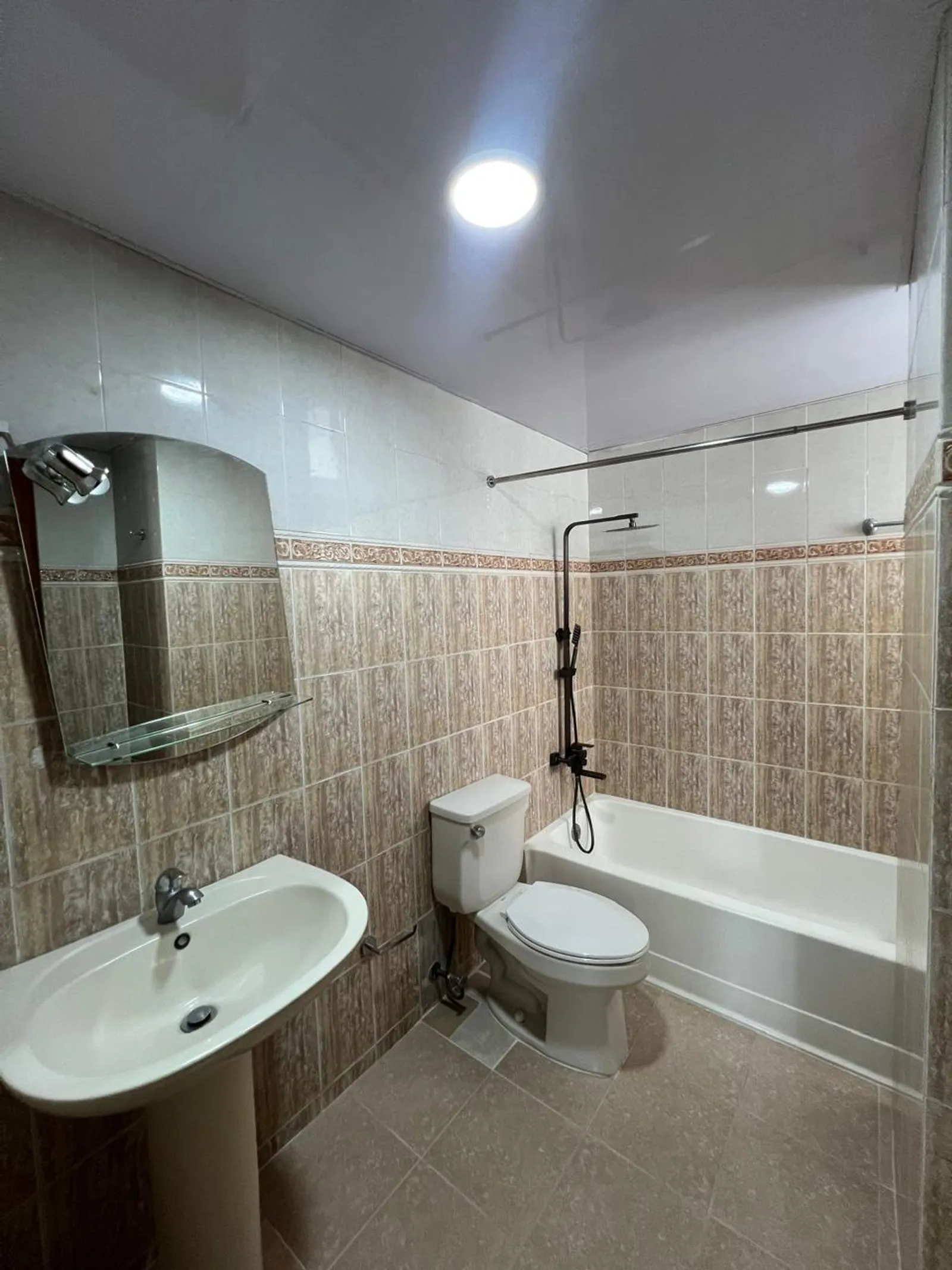 Klassisches Apartment großer Größe, Foto 14