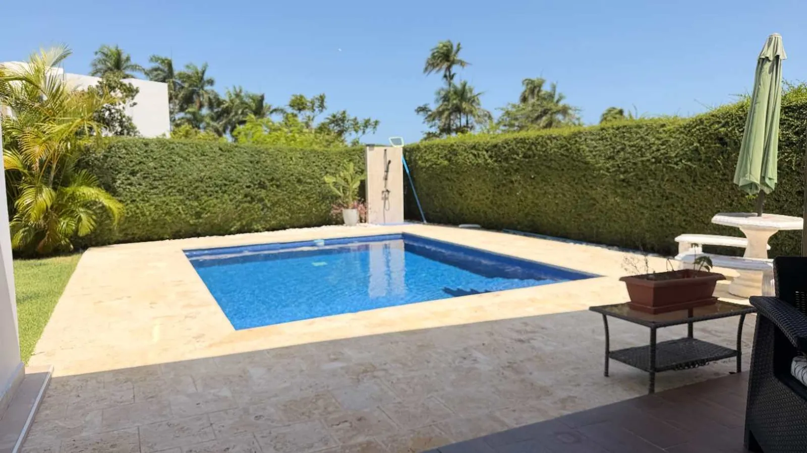 Casa de Dos Niveles con Piscina en Plantation., foto 5
