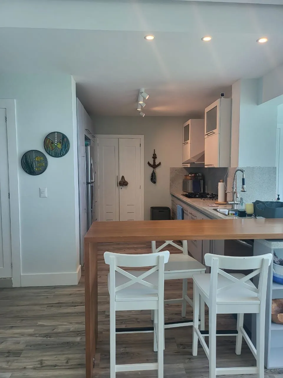 EN VENTA – ESPECTACULAR APARTAMENTO FRENTE AL MAR Y CON PISCINA DISPONIBLE, foto 14