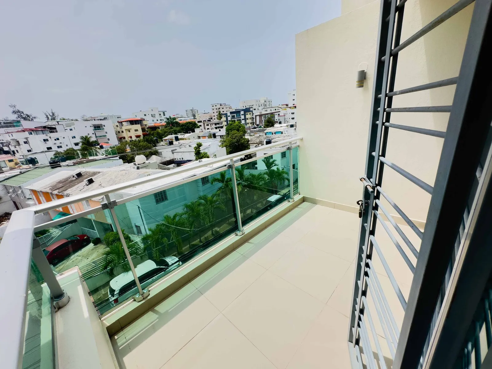 WOHNUNG AUF 2 EBENEN MIT TERRASSE IN EL MILLÓN, Foto 14