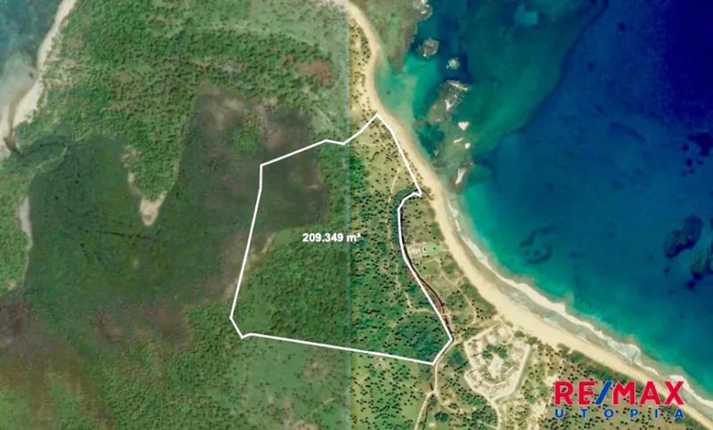 Grundstück direkt am Strand in Samaná, USD$ 16,000,000