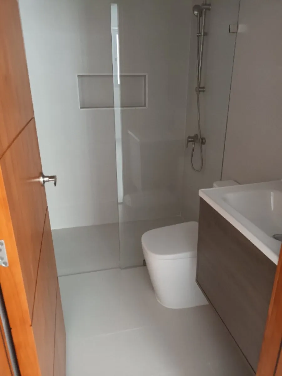Brand new 3-bedroom apartment in modern tower, photo 5