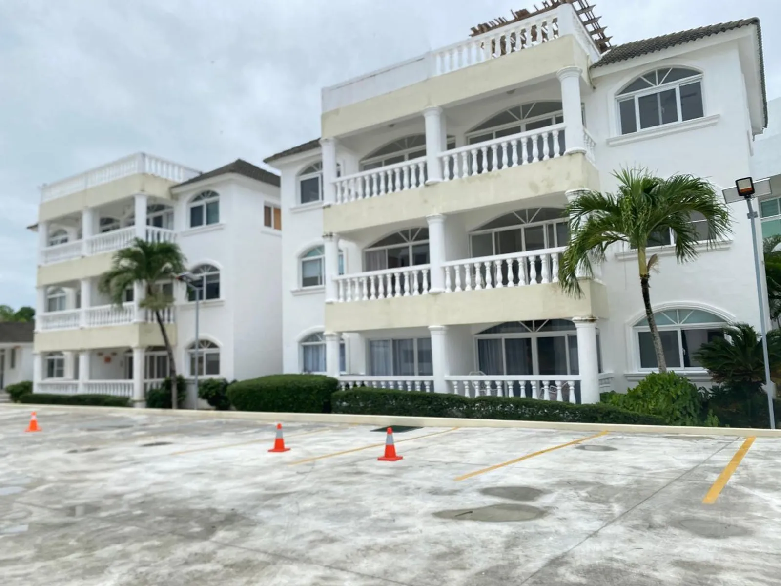 Elegante Condo | 1 BR | Oceanfront, foto 5