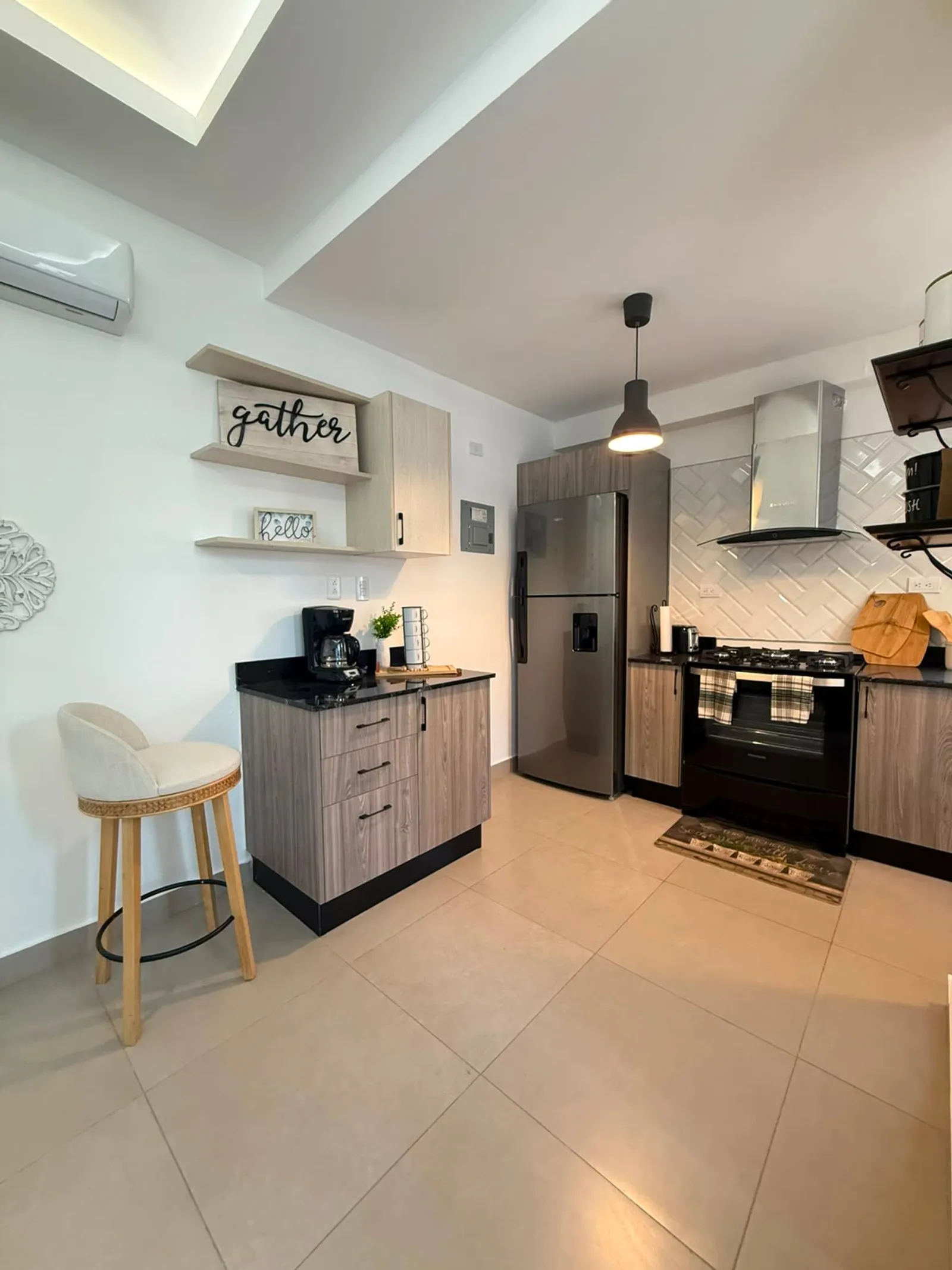 New and Furnished Apartment in Bella Vista, photo 3