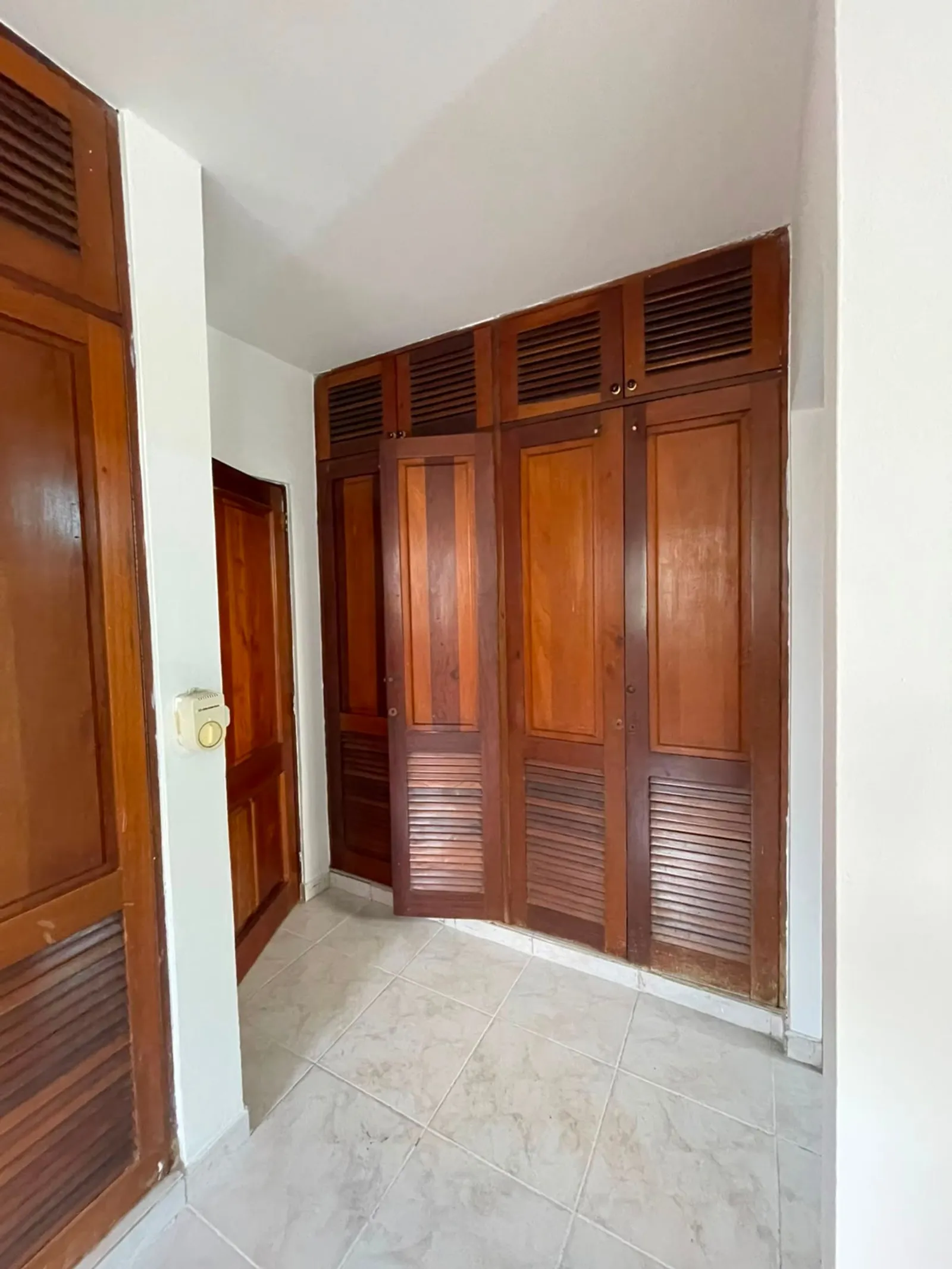 Klassisches Apartment in Piantini zum Verkauf, Foto 15
