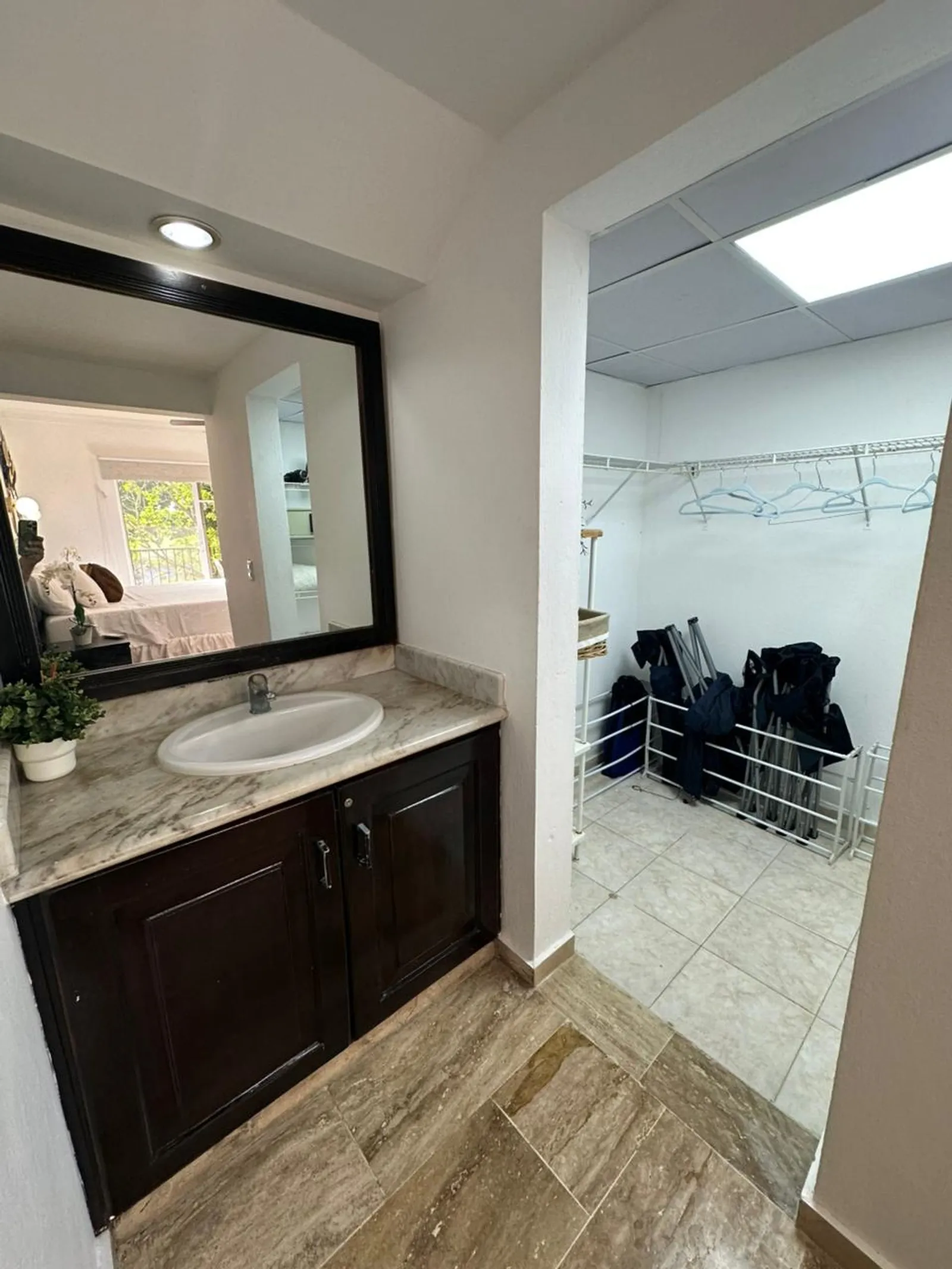 Appartement à Vendre et Louer à Carey Whitesands, photo 7