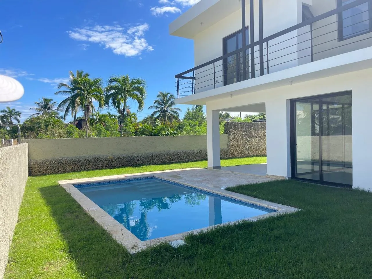 Lujosa Villa de 3 habitaciones en Perla Marina, foto principal