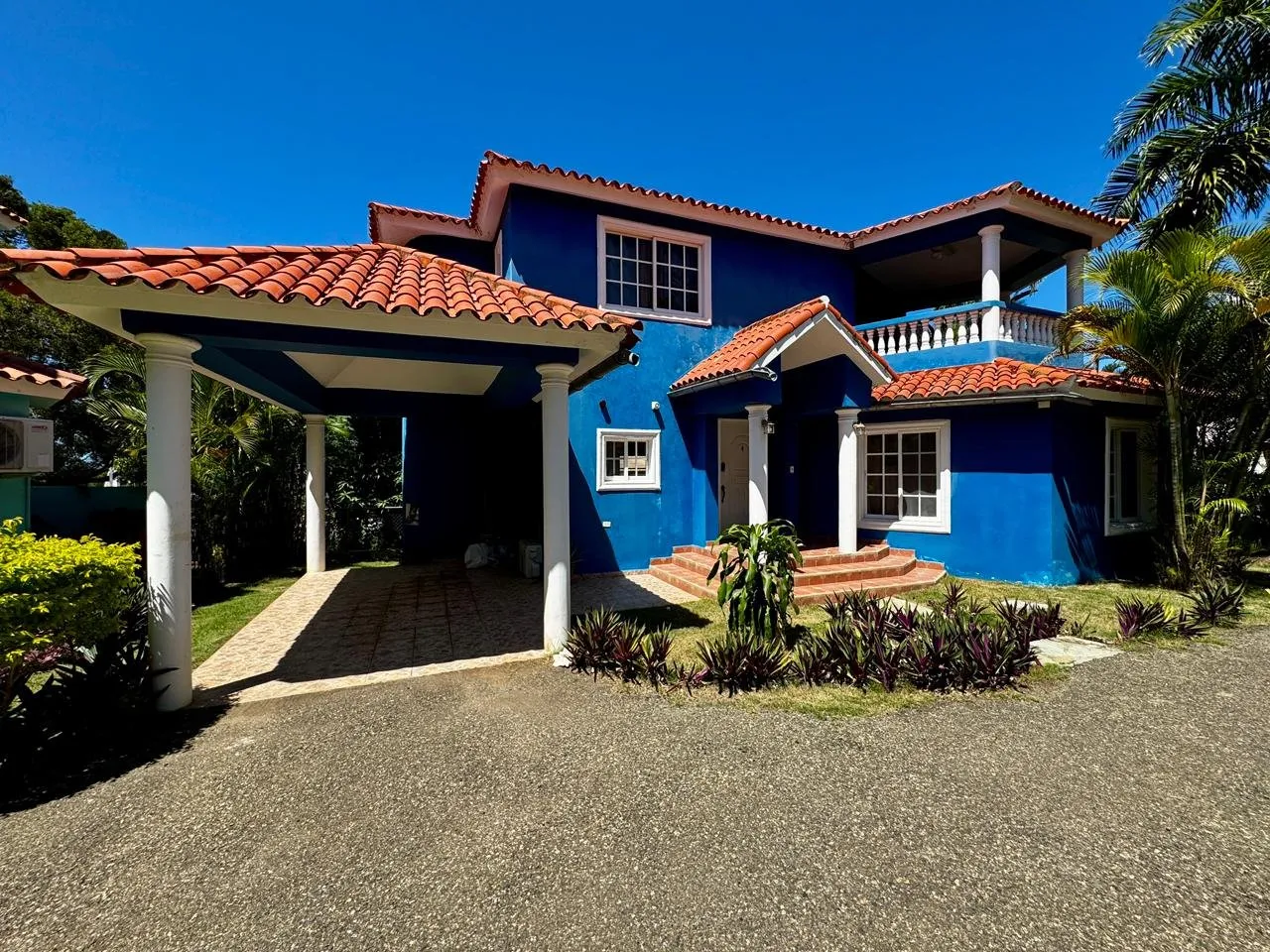 Wunderschönes zweistöckiges Haus zum Verkauf in Sosúa – In der Nähe des La Sirena Marktes, Foto 2