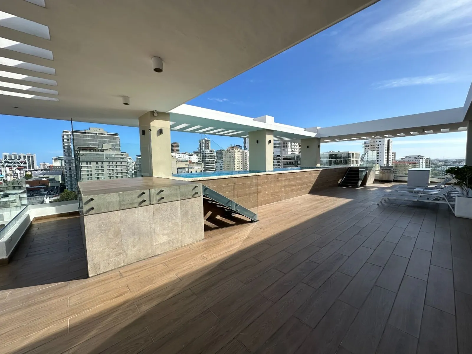 FURNISHED 2-BEDROOM APARTMENT FOR SALE, photo 8