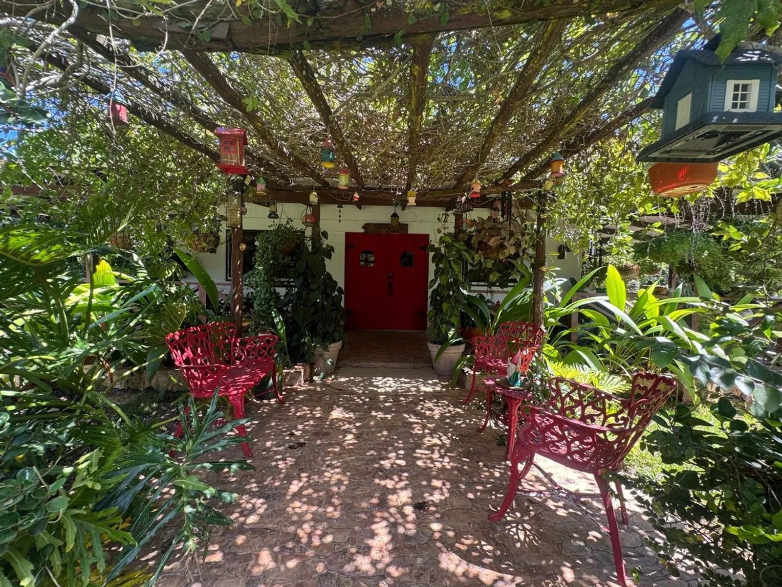 Villa with 2,000 m2 lot for sale, photo 4