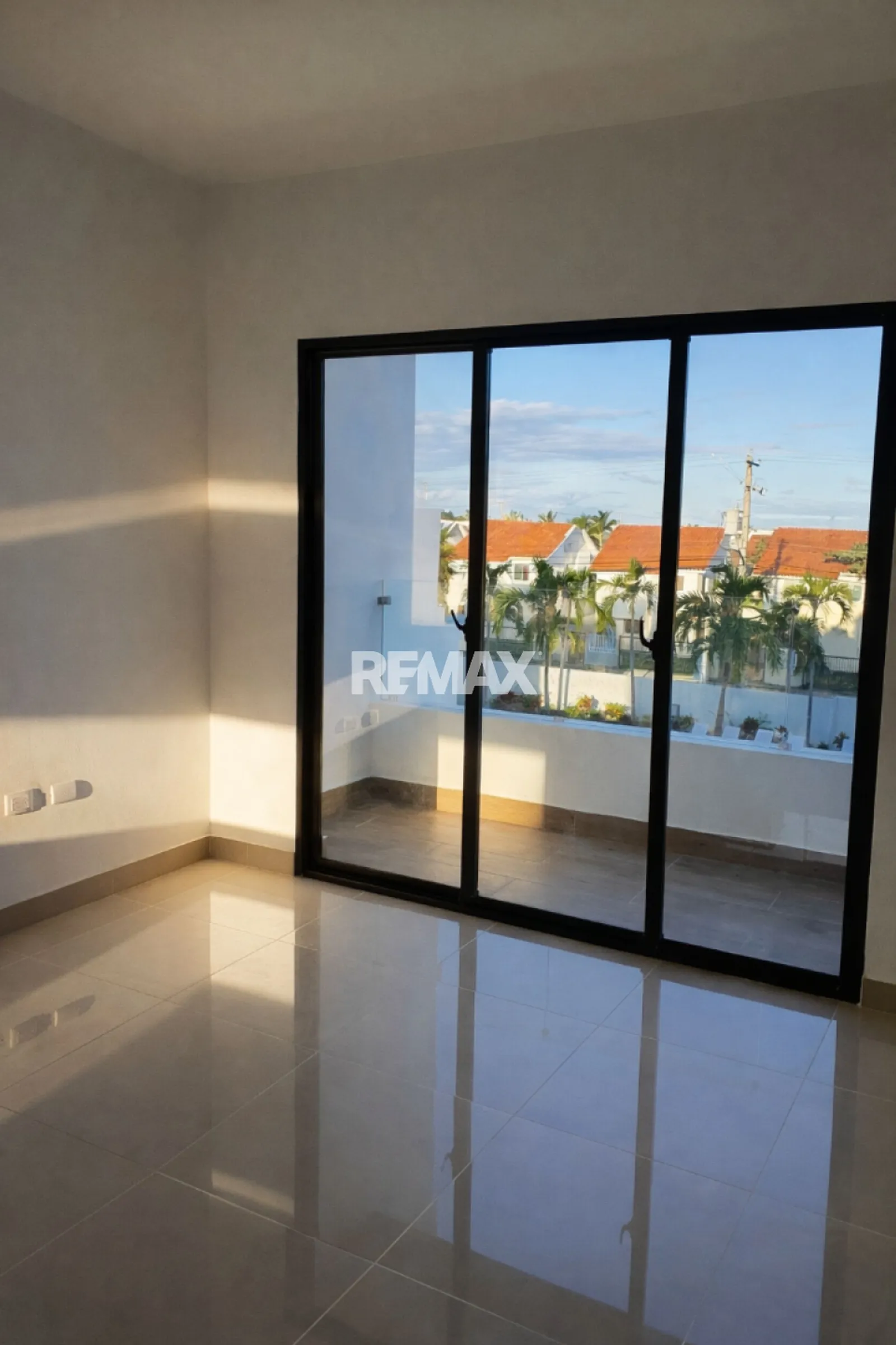 Apt. Prêt de 2 chambres avec terrasse privée, photo 8