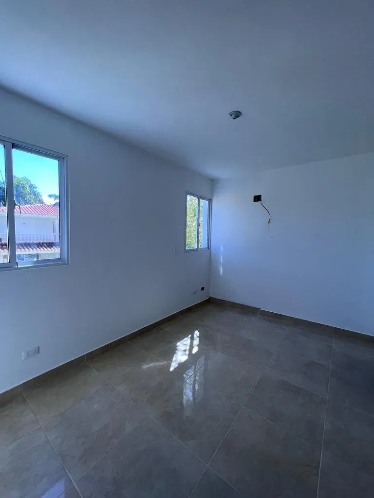 IN VENDITA – BELLISSIMO APPARTAMENTO DI TRE CAMERE, foto 4