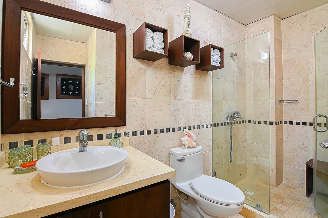 ELEGANTES MEERBLICK-APARTMENT, Foto 4