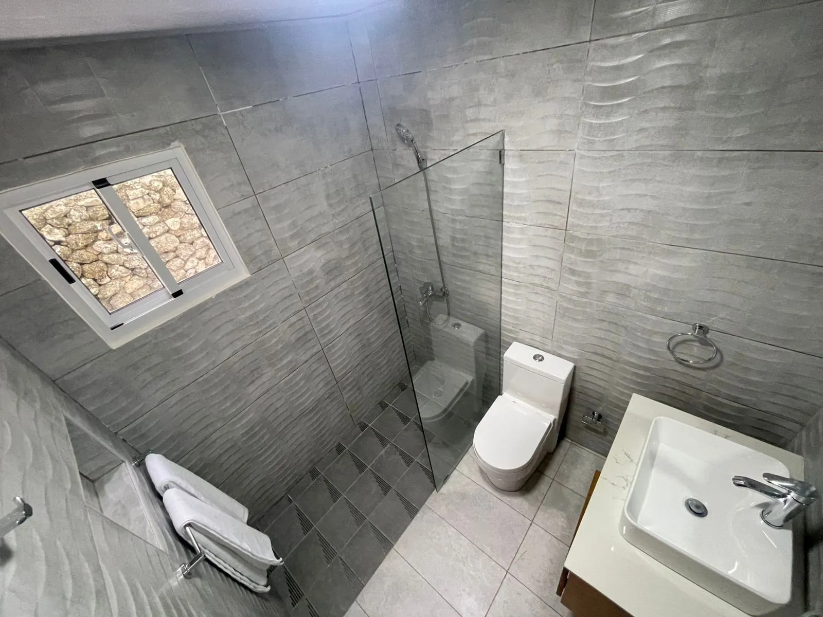 EXKLUSIVES APARTMENT IM LUXUSGEBÄUDE IN SOSÚA, Foto 5