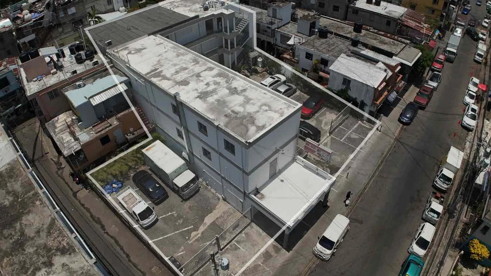 GEWERBLICHES GEBÄUDE ZUM VERKAUF 1000 M² EVARISTO MORALES, Foto 12