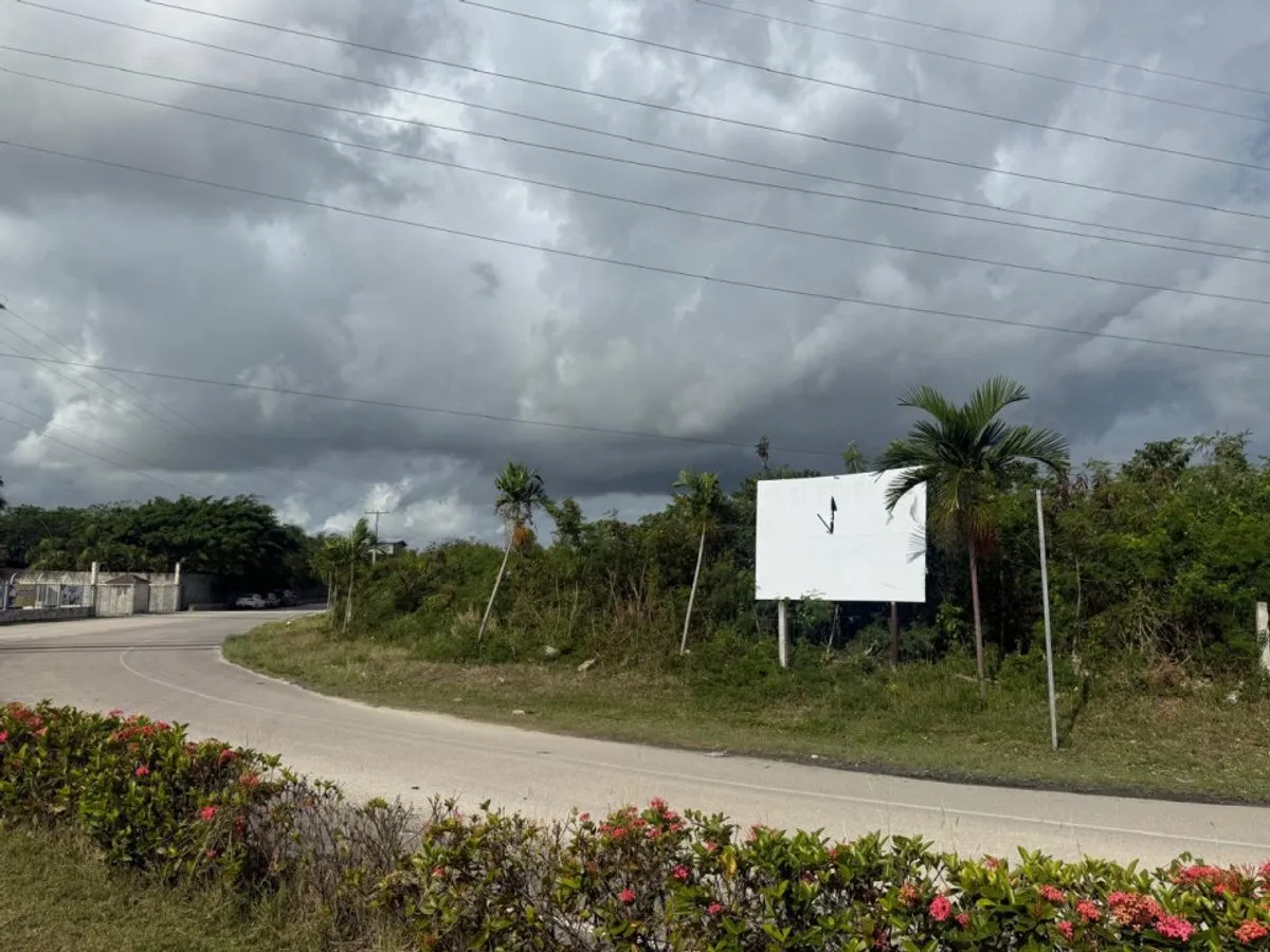 TERRENO STRATEGICO NEL CORRIDOIO IBEROSTAR BÁVARO, foto 9