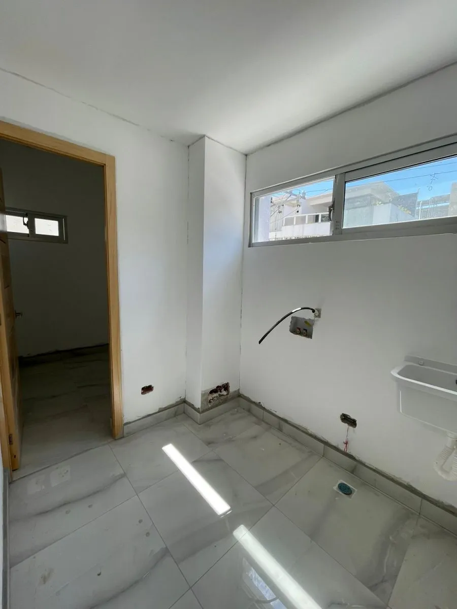 Apartment mit 2 Schlafzimmern und Terrasse zu verkaufen MILLÓN, Foto 8