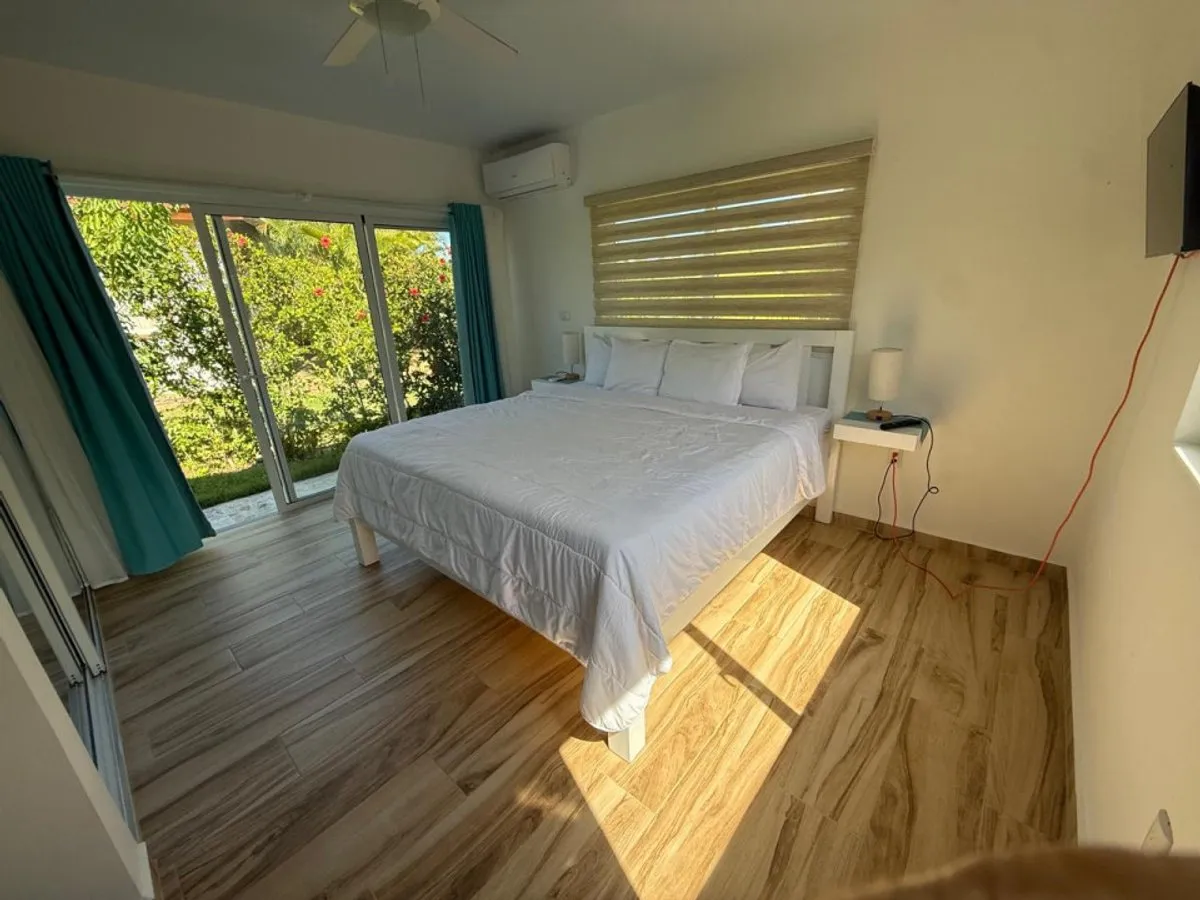Acogedora villa de dos dormitorios con piscina privada, foto 13