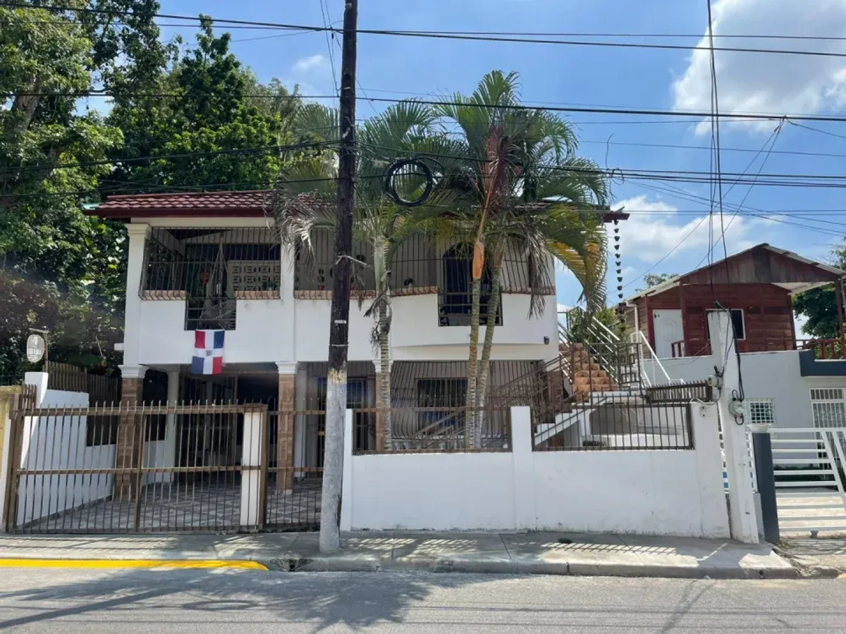 Maison en vente au Centre du Pueblo, photo principale